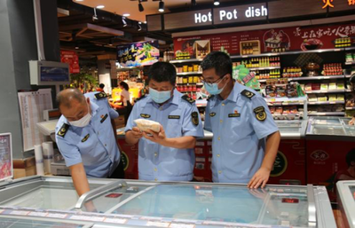 張掖市市場(chǎng)監(jiān)督管理局 筑牢食品安全防線 規(guī)范食品經(jīng)營(yíng)秩序